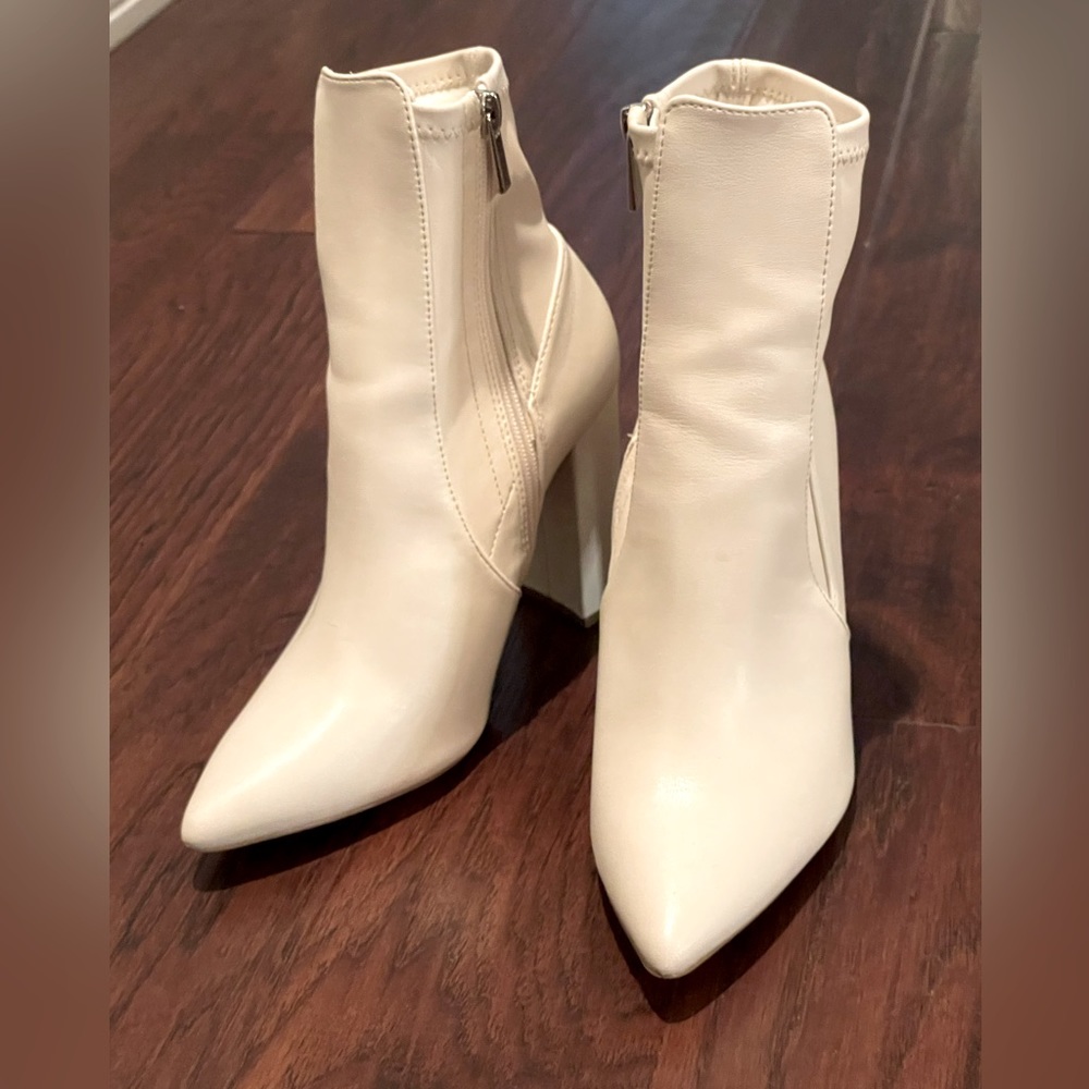 Qupid ivory booties
